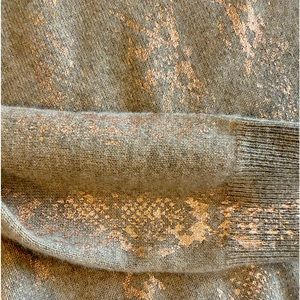 Brodie cashmere sweater